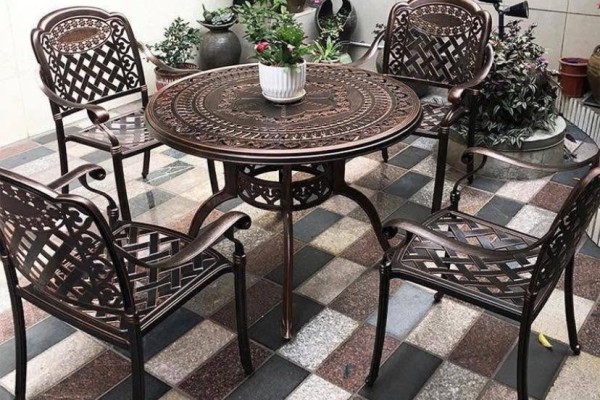 Mẫu mới HN16: Bộ bàn ghế nhôm đúc màu đồng cho sân vườn